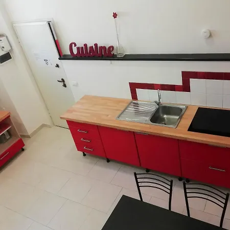 Indipendente A Due Passi Dal Centro Savona