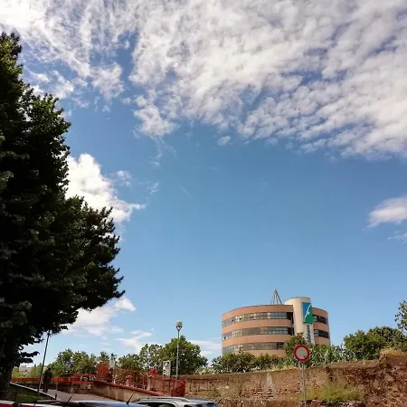 Indipendente A Due Passi Dal Centro