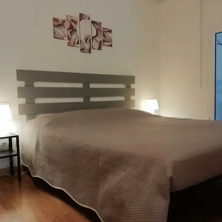 Apartment Indipendente A Due Passi Dal Centro *